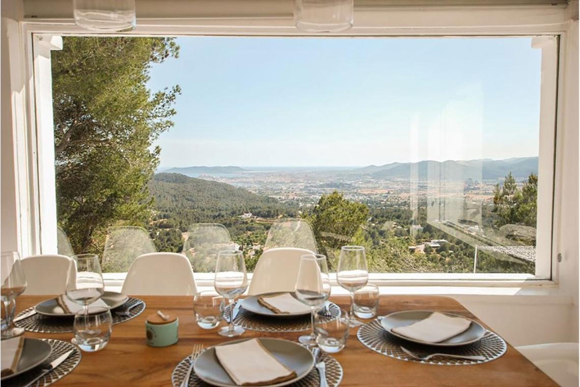 Villa With Amazing Views Over The Hill Can Furnet Esterno foto